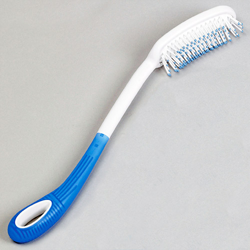 Long handle hair brush 